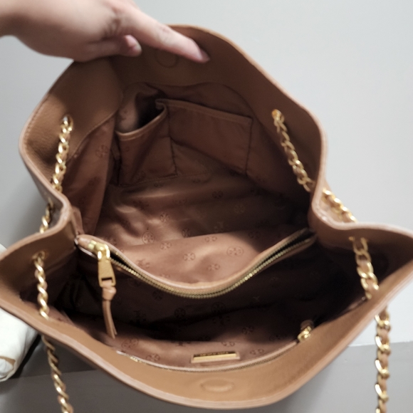 Tory Burch Britten Tote Bag - Picture 10 of 11